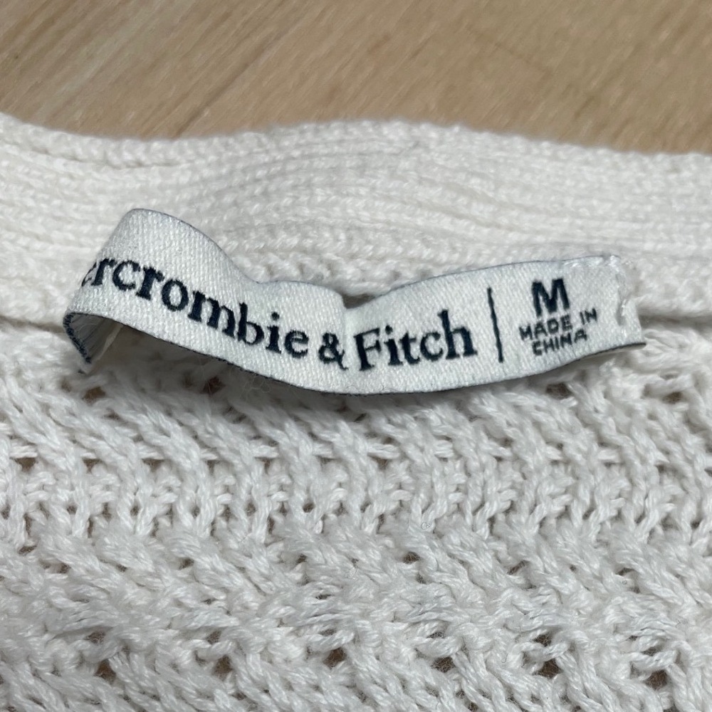 Abercrombie & Fitch Cream Cotton Pointelle Knit Button Up Sweater Vest Medium - Picture 2 of 6
